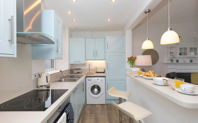 4 Pentowan Court