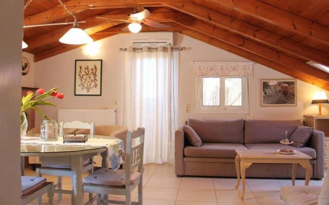 New independent loft, 360⁰ view, 5' beach/center