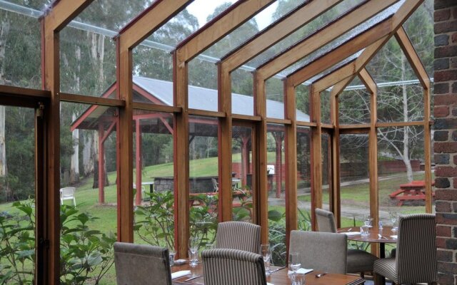 Black Spur Inn