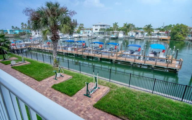 Treasure Island Hotel and Marina