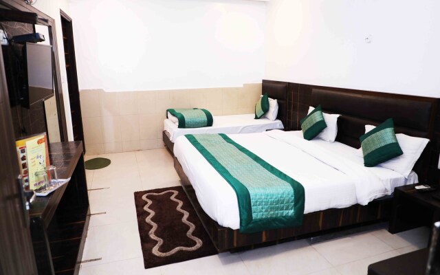 Hotel Kumar Palace