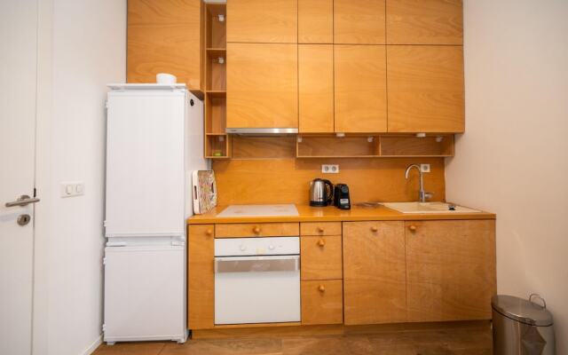 Design 1bdr Apartment With City View