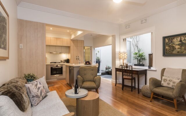 Art Deco 2 Bed Sydney And Darlinghurst Gem