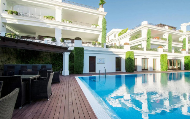 LUXURY APARTMENT FRONTAL BEACH in Doncella Beach