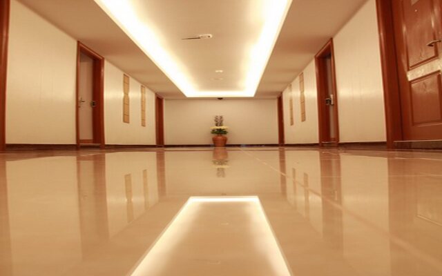 Thatphanom River View Hotel