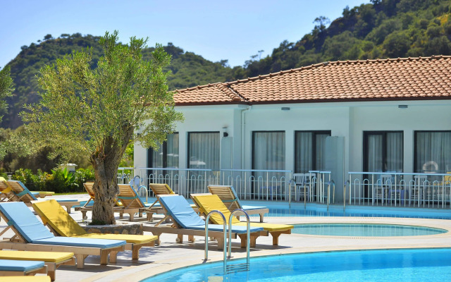 Z Exclusive Hotel and Villas