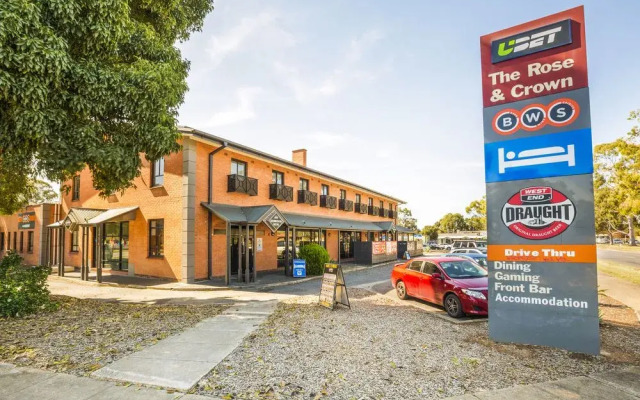 Rose & Crown Hotel Adelaide