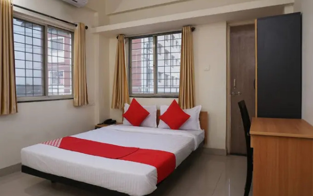 OYO Flagship 22520 Lakeview Lohegaon
