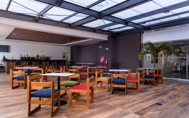 Wyndham Costa del Sol Tumbes