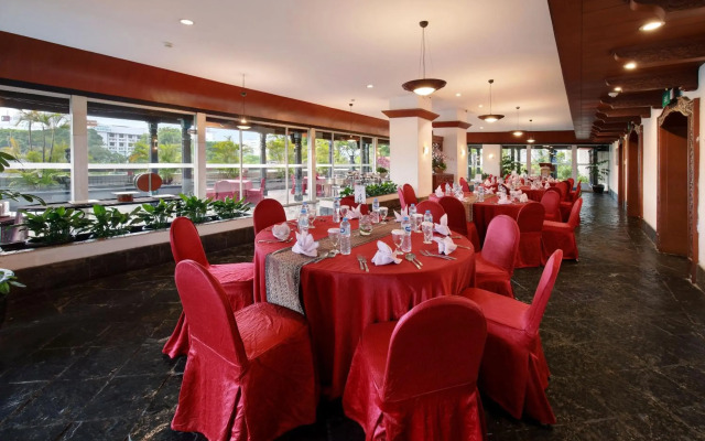 Lumire Hotel and Convention Center