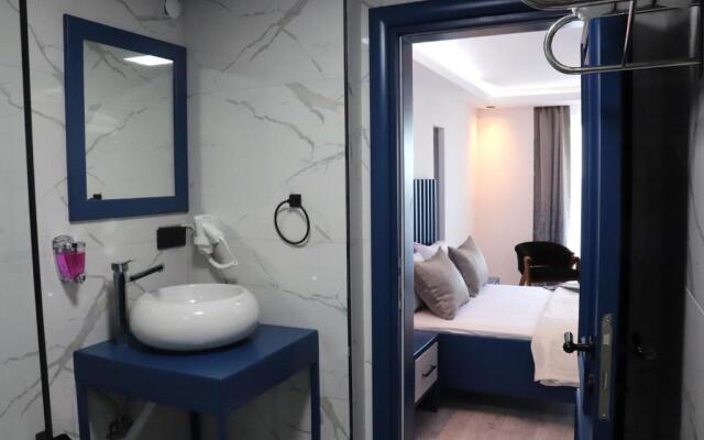 Blue Ay Boutique Hotel