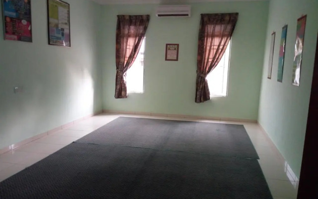 ArRayyan Guesthouse & Homestay