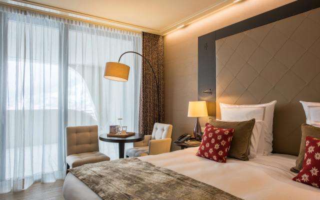 AlpenGold Davos – Guest Rooms – Davos