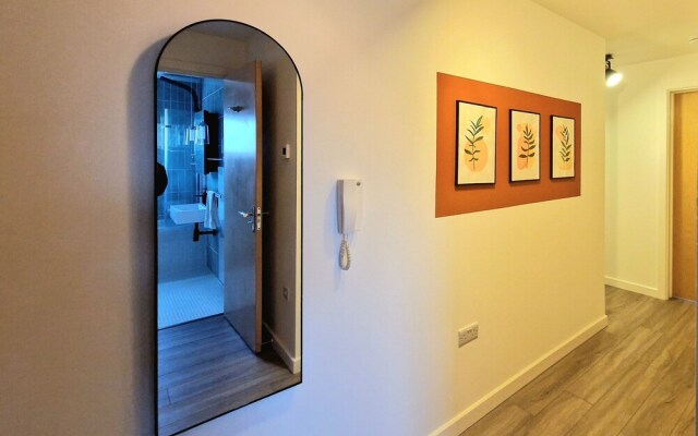 Luxury Station Apartment by Paymán Club