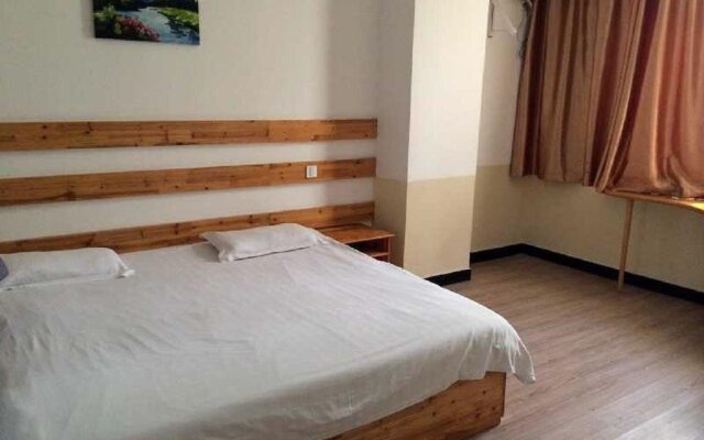 Longquan Hotel