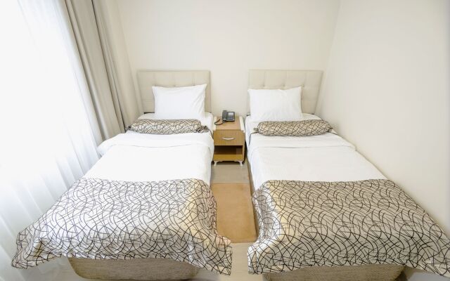 The Corner Inn Hotels By Suit