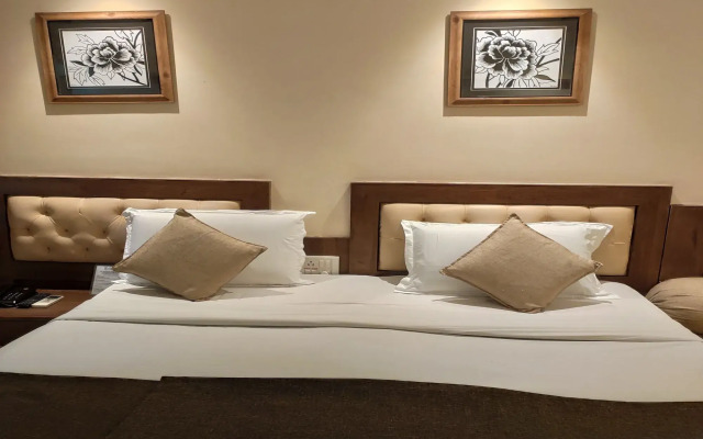 Hotel Pushpak