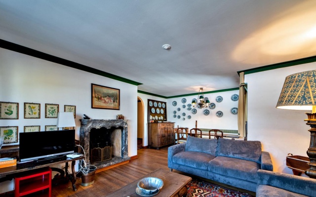 Chesa Cuntainta - St. Moritz-Chesa Cuntainta - St. Moritz 10 pax – Guest Rooms – St. Moritz