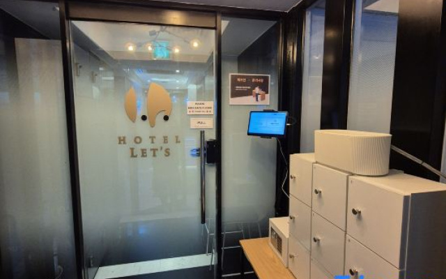 Let's Stay Hostel