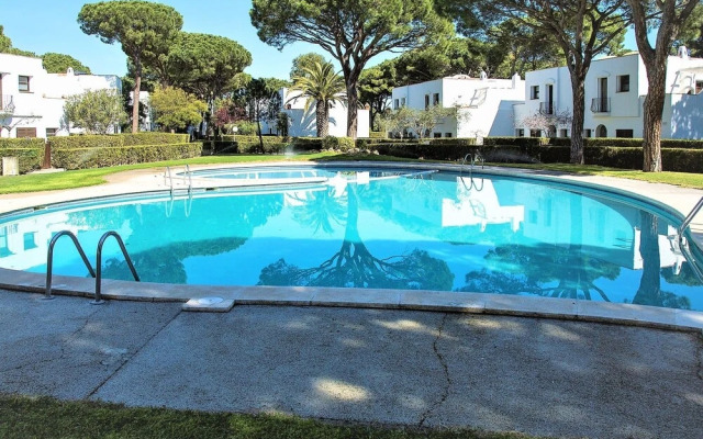 Dreamy Holiday Home in Pals With Swimming Pool