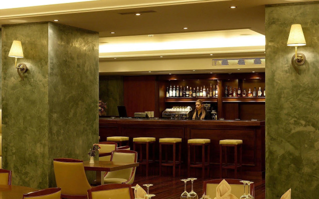 Piraeus Theoxenia Hotel