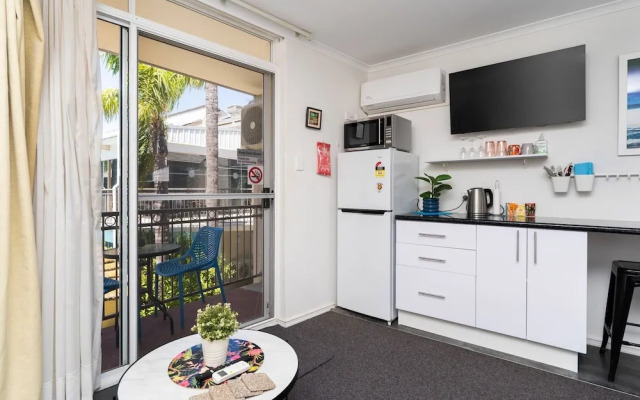 Seadream Studios at Mandurah Gate Resort