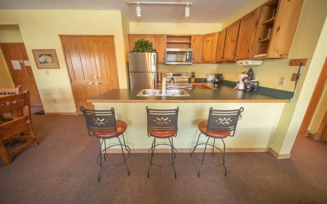 Black Bear 8035 by SummitCove Vacation Lodging