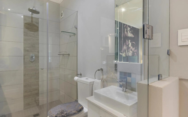 The Apex on Smuts Luxury Apartments