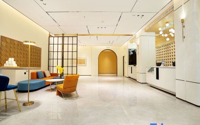 Starway Hotel (Zhengzhou Zhongyuan Wanda Plaza Central Hospital Store)