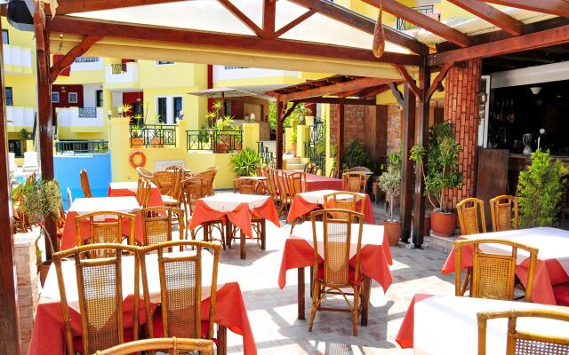 Ariadni Palace Apartments