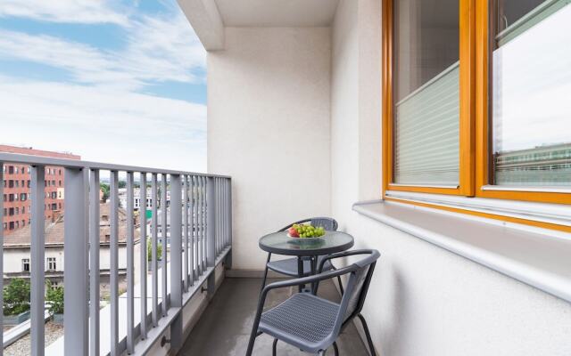 Apartment Romanowicza Cracow by Renters