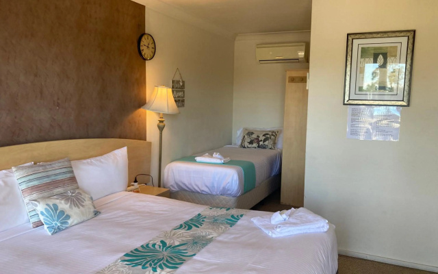 Country Plaza Motel Taree – Guest Rooms – Taree