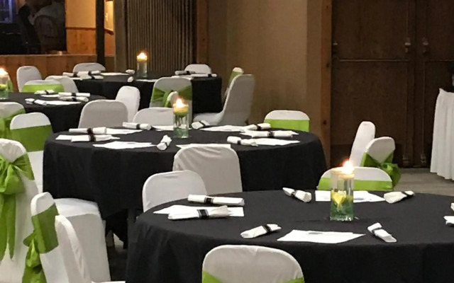 The Round Barn Lodge