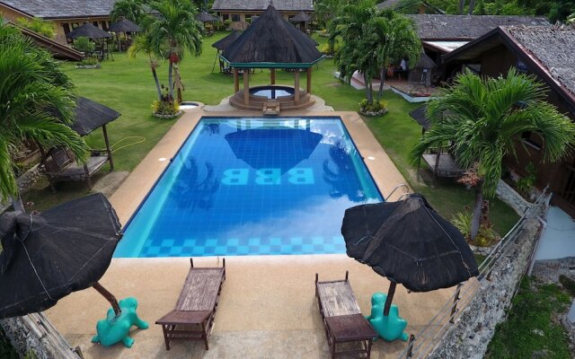 Parrot Paradise Resort