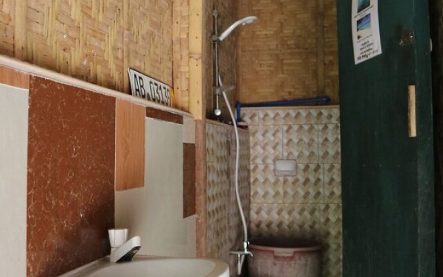Henry's Hostel