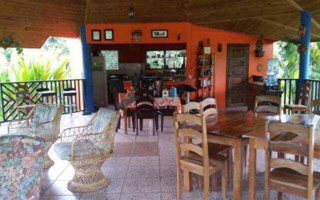 Inn the Bush Eco-Jungle Lodge