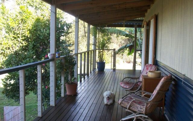 Jacaranda Cottages