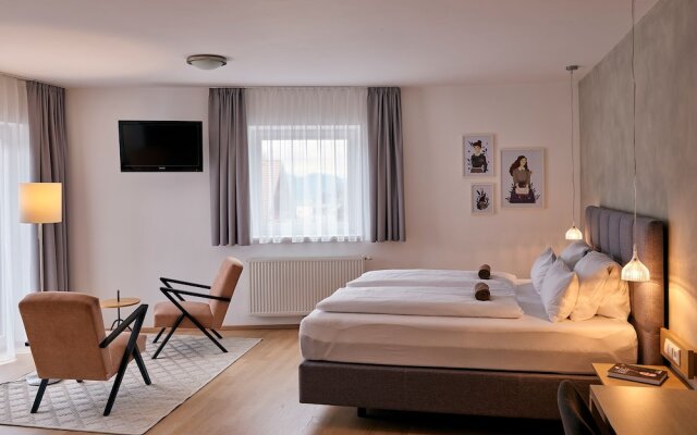 ARX Hotel & Restaurant