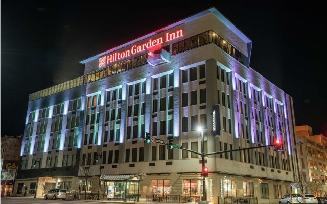 Hilton Garden Inn Wichita Downtown