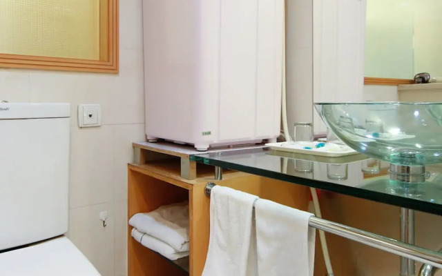 International Service Apartments