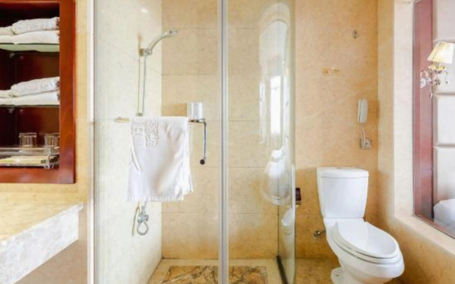 Chuxiong Xinlu Cloud Hotel – Bathroom – Chuxiong