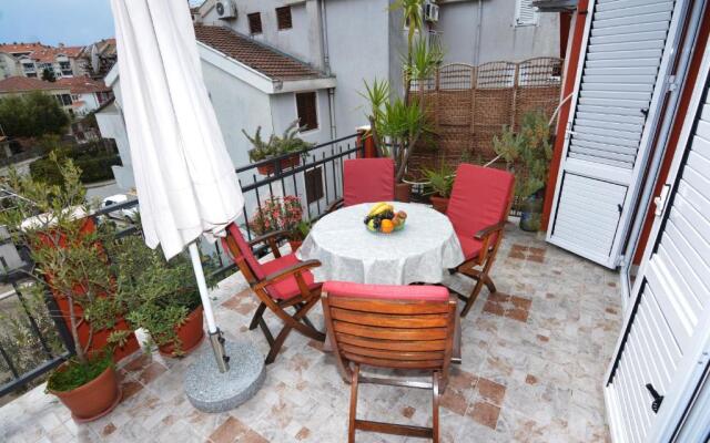 City House Apartments