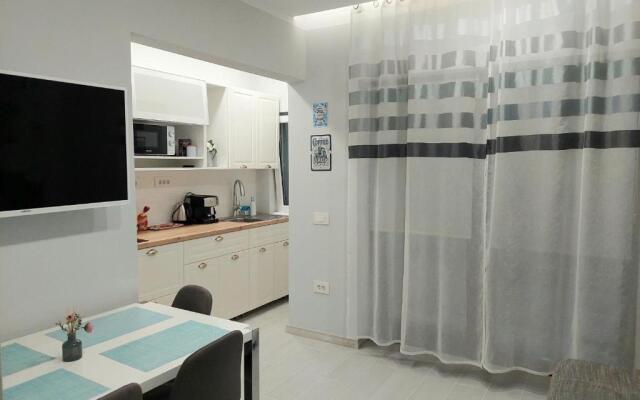 Blue Central House, curte proprie