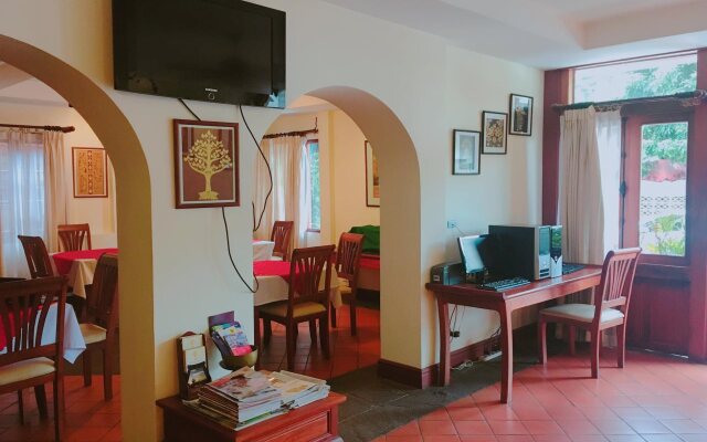 Avilla Phasouk Hotel