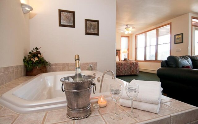 Wildwood Inn