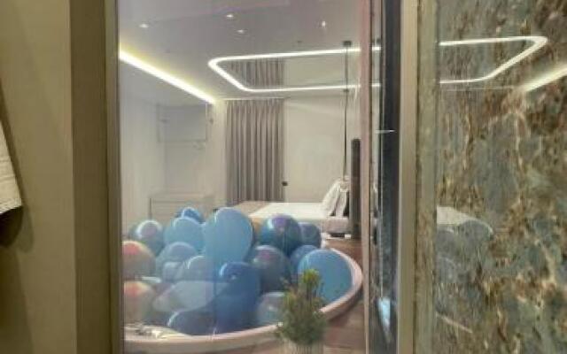 Hotel 2000