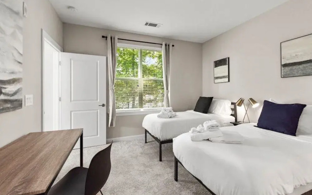 Kasa Charlotte FreeMoreWest