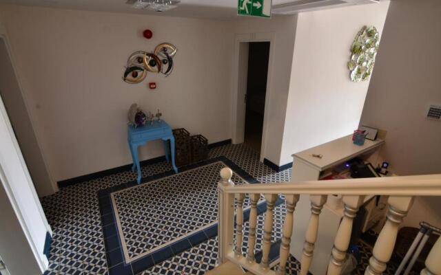 Dalyan Risus Suite