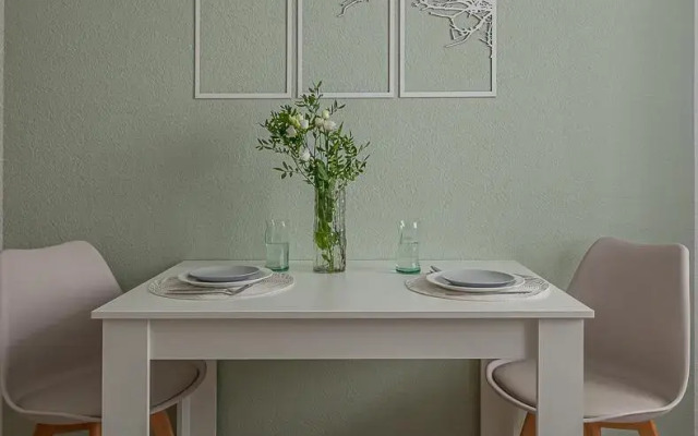 Апартаменты на проспекте Академика Сахарова 41