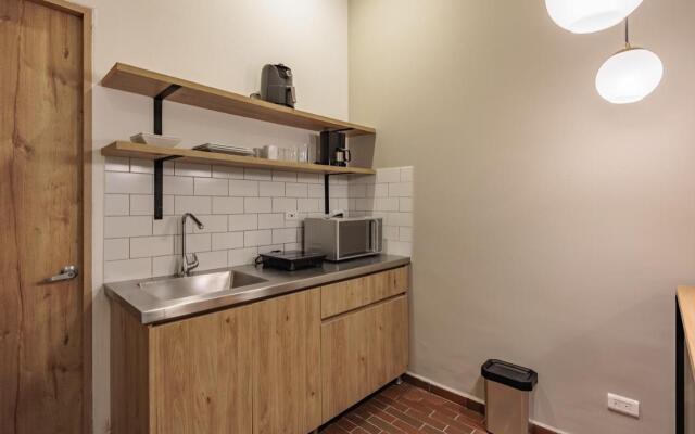 The Somos Flats Laureles